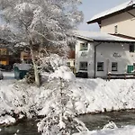 Maisonette Haus Amade Hébergement de vacances *